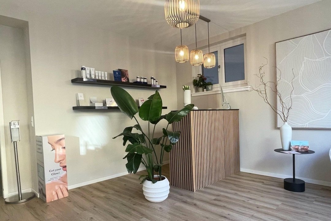 CB Cosmetic & Beauty, Hochheim am Main, Hessen