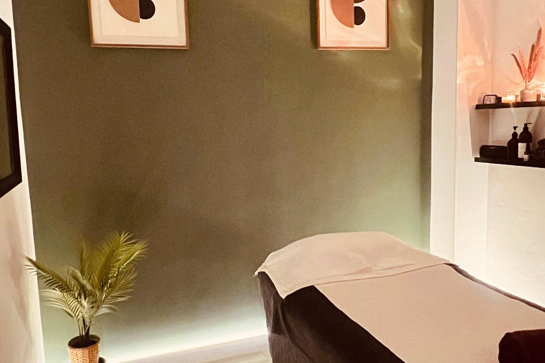 Kamayo Masaje, La Vaguada, Madrid