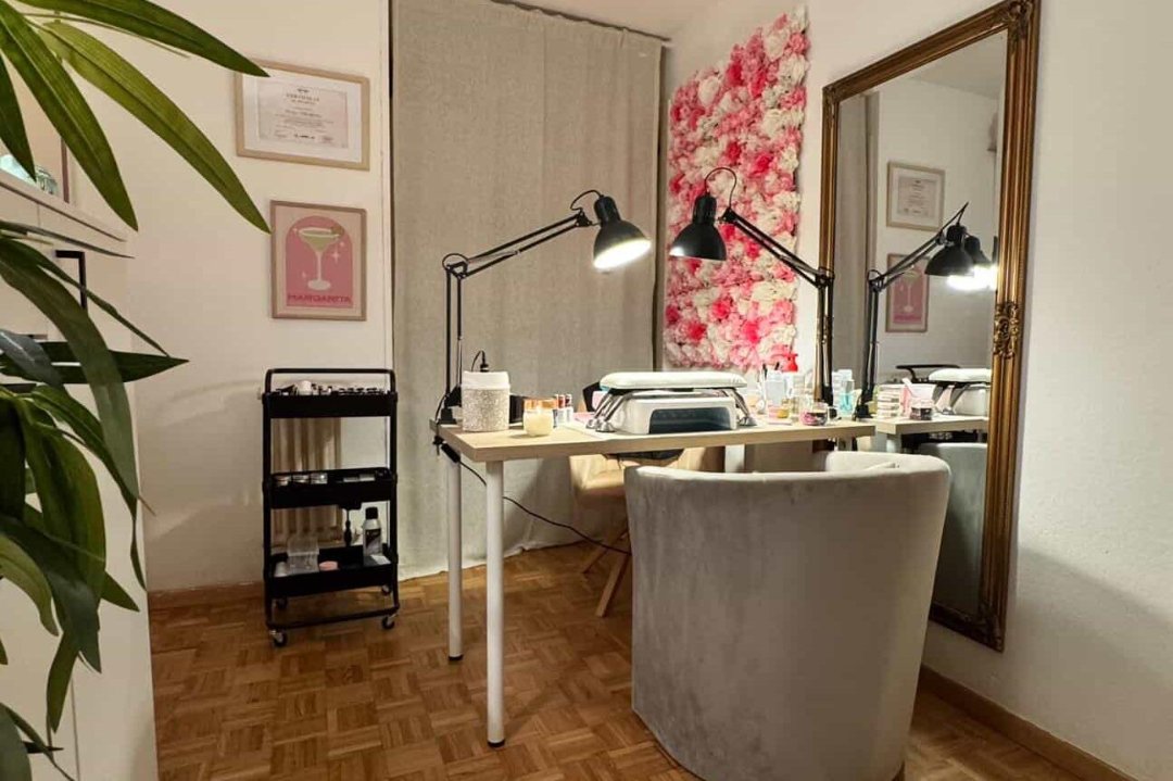 Gloss_s_nail_studio, Kanton Waadt