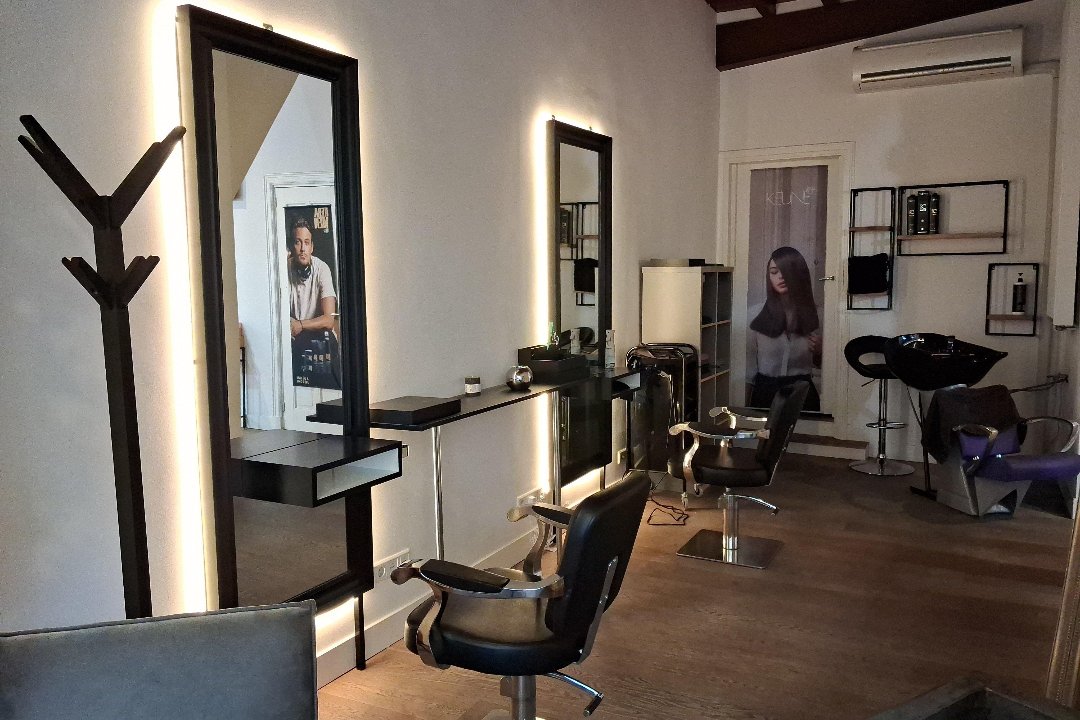 X1 Barber & Kapsalon, Voorstraat, Utrecht