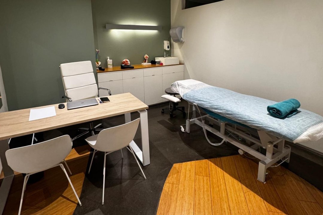 Rene Mesa Fuentes, Sarrià-Sant Gervasi, Barcelona