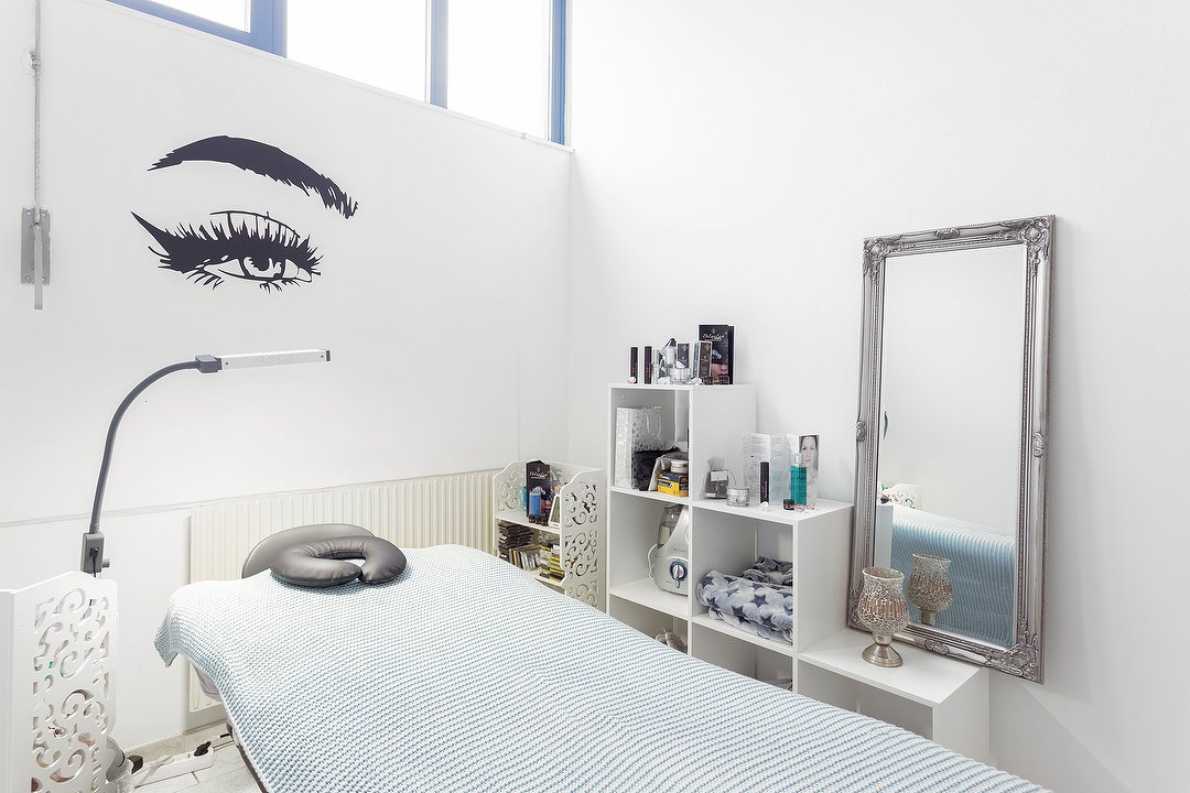Elly’s Beautybox, Mödling, Wien und Umland