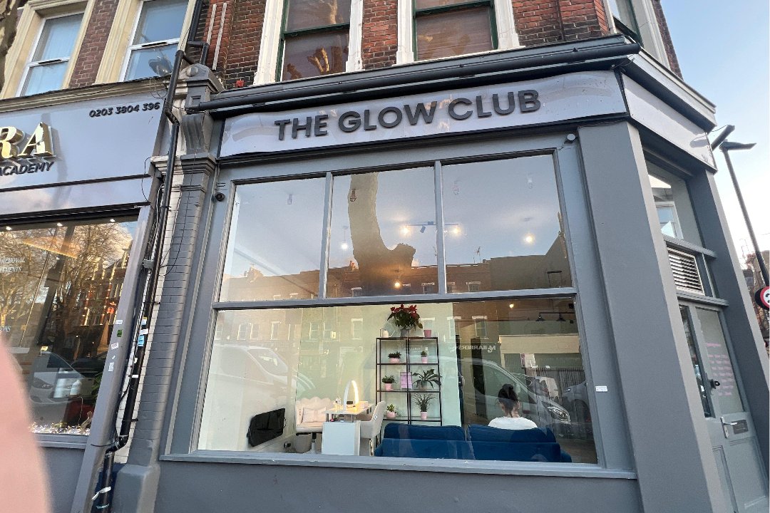 The Glow Club , London, Hornsey, London