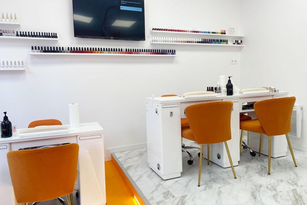 Perlie Nails, Rue de Maubeuge, Paris