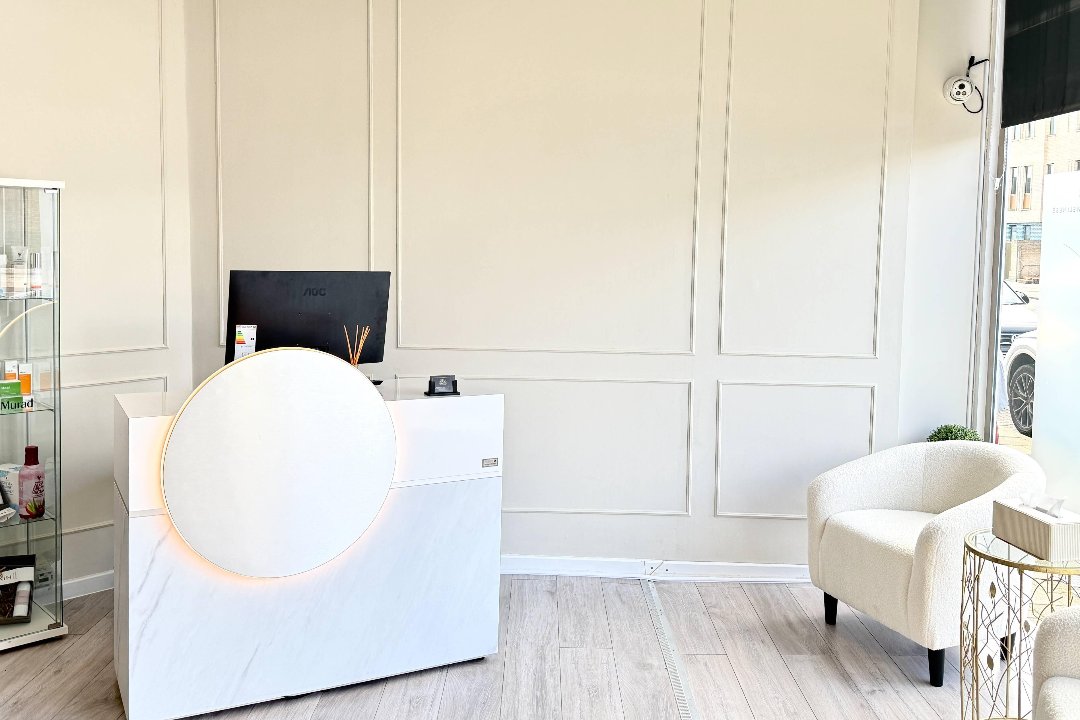 Aayna London, Earlsfield, London