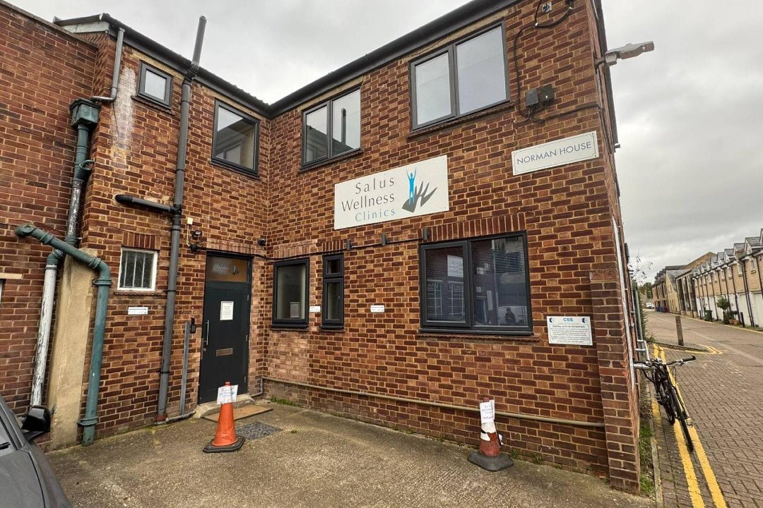 Yifei Liu @ Salus Wellness Clinics, Cambridge