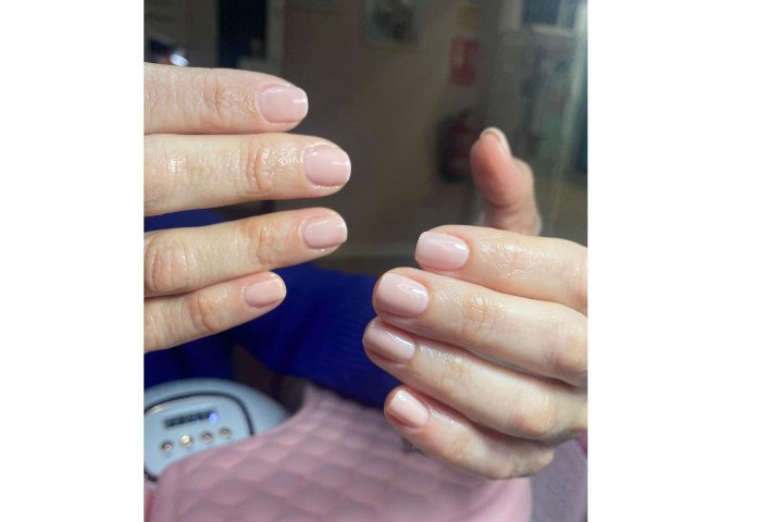 Nails By Nanda 1 - Onglerie Fuenlabrada - Photo de galerie - OneBooking