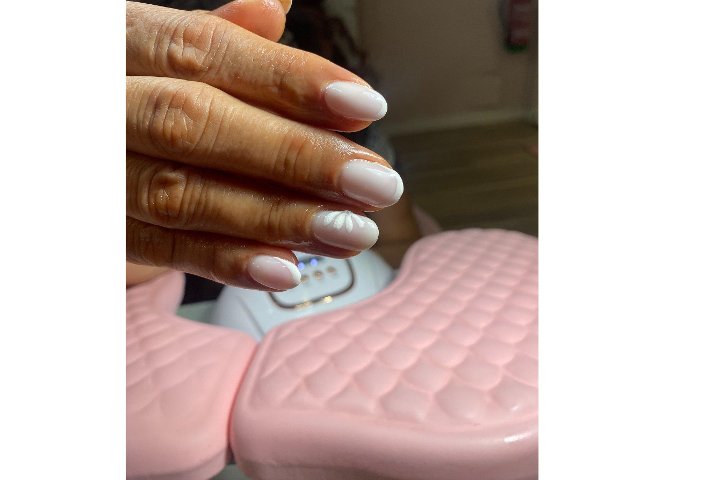 Nails By Nanda 1 - Onglerie Fuenlabrada - Photo de galerie - OneBooking