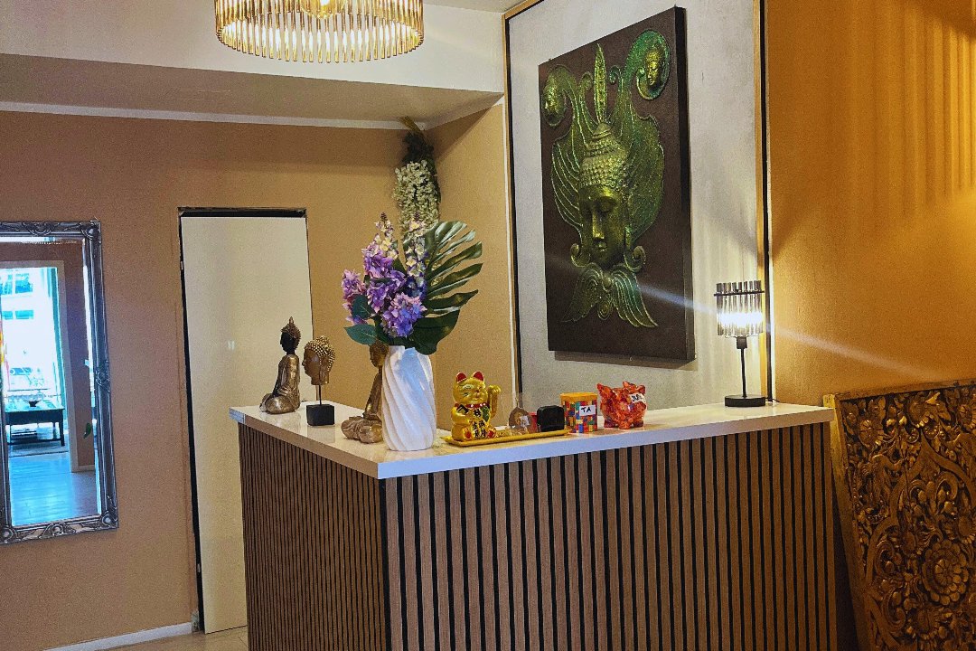 NAKA Thaimassage & Wellness Düsseldorf, Friedrichstadt, Düsseldorf