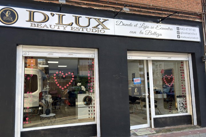 D’LUX Beauty Studio - Onglerie Fuenlabrada - Photo de galerie - OneBooking