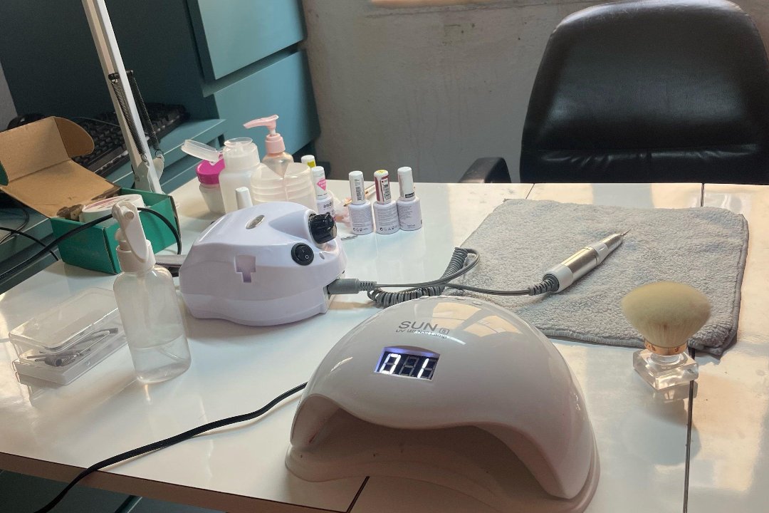 Thayene Camões - Estética, Caneças