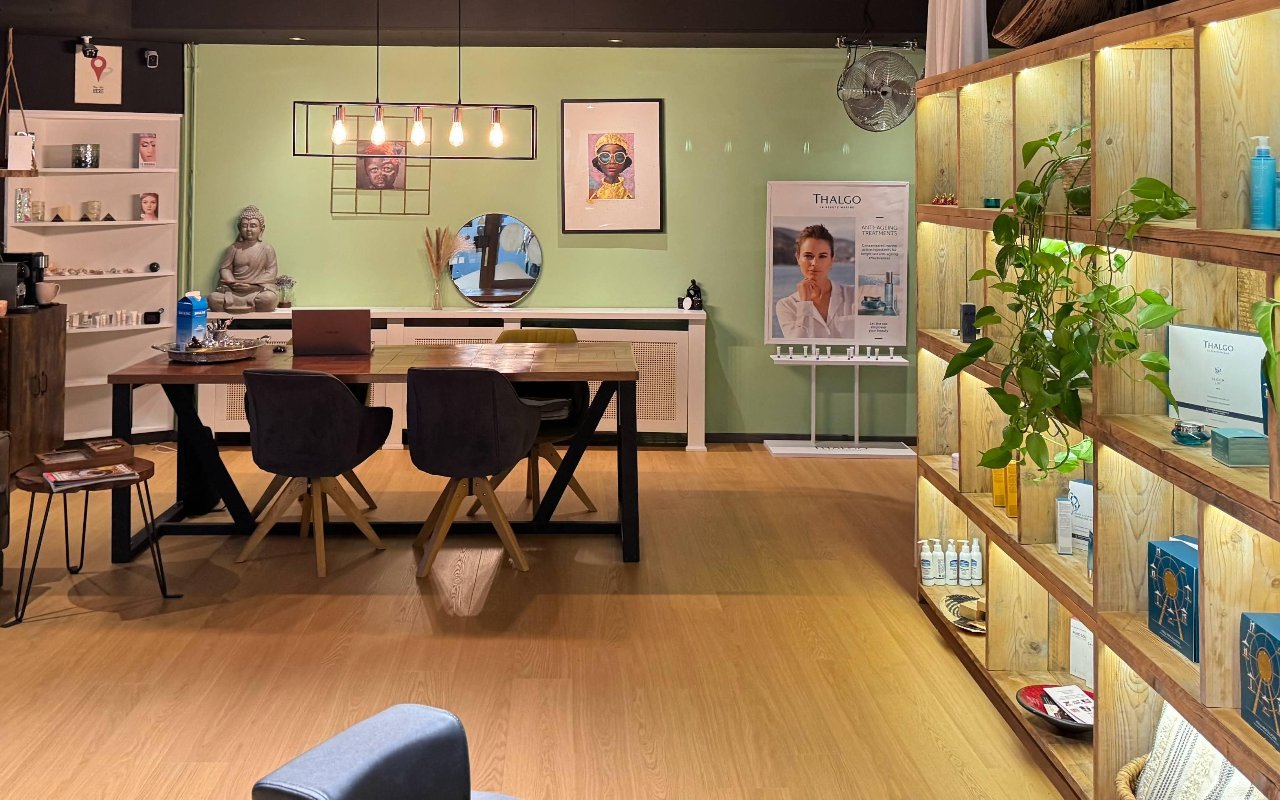 Interieur van Sahara Rose skincare & beauty in Voorschoten