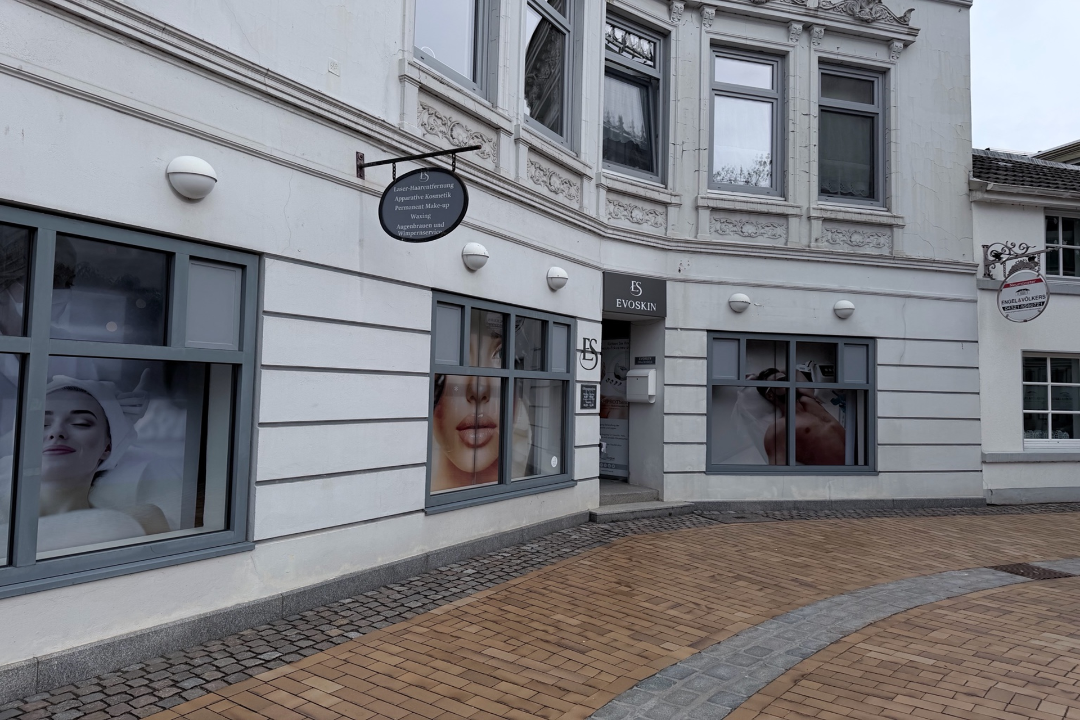 Evoskin, Neumünster