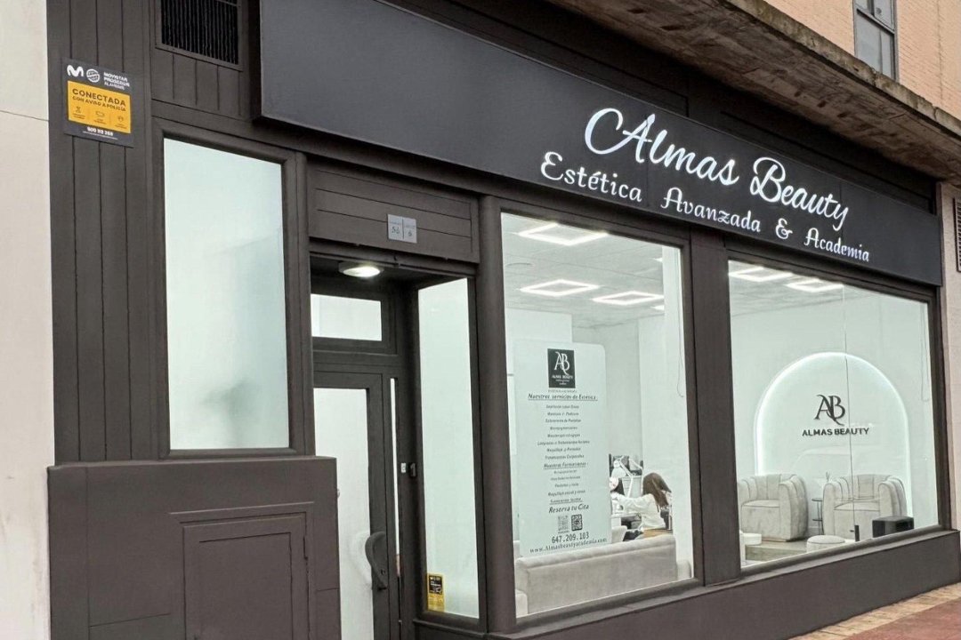 Almas Beauty Academy, Parla, Comunidad de Madrid