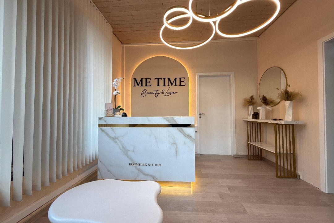 Me Time Beauty & Laser by Marijam, zu weiteren Stadtteilen, Stuttgart