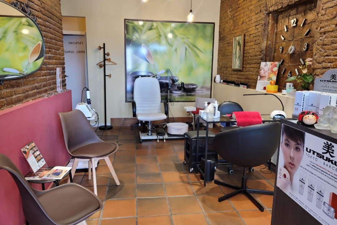 CENTRE D´ESTÈTICA I QUIROMASSATGE MERCHE, Sant Andreu, Barcelona