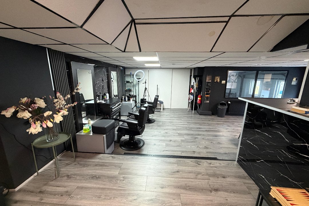 Pvnda Cutz Barbershop Rotterdam, Oud-Crooswijk, Rotterdam