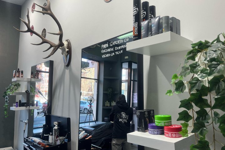 Jhonbabershop77 - Barbier Valladolid - Photo de galerie - OneBooking