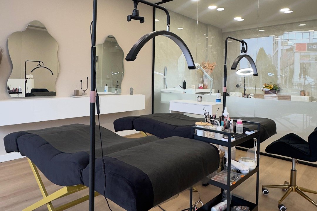 DermaBrow Ημιμόνιμο τατουάζ Φρυδιών / Χειλιών/Eyeliner, Elliniko, Αττική