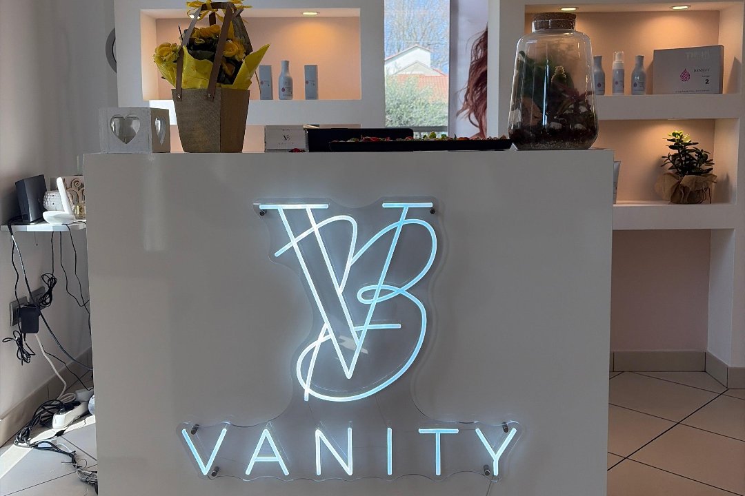 Vanity Hair, Besana in Brianza, Lombardia
