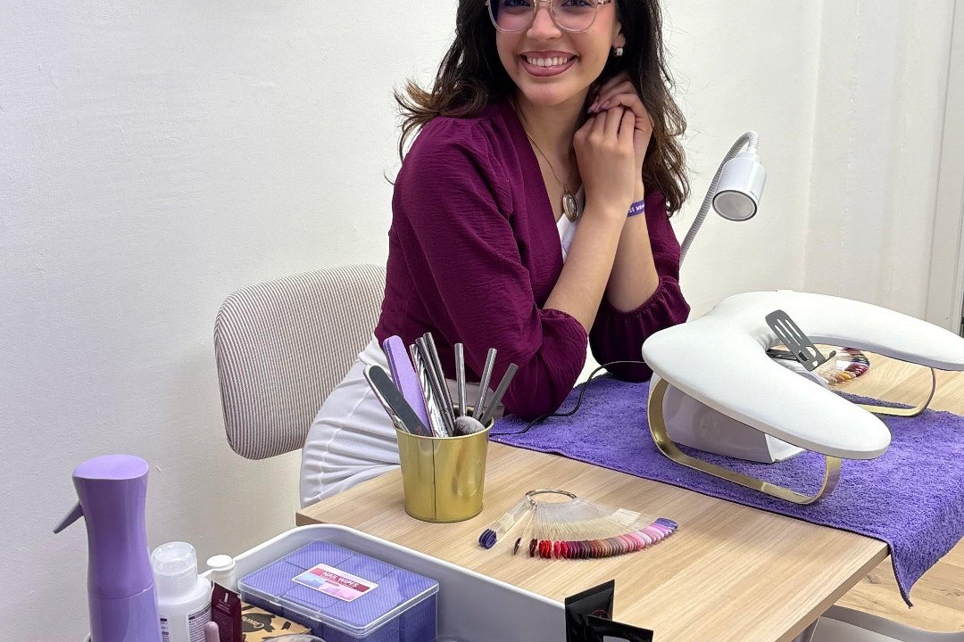 Nails Star By Pupe, Santa Aurelia – Cantábrico – Atlántico – La Romería, Sevilla