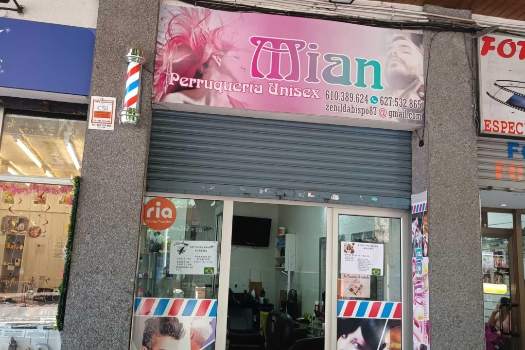 MIAN Peluquería & Estética Brasileira, Santa Coloma de Gramenet, Provincia de Barcelona