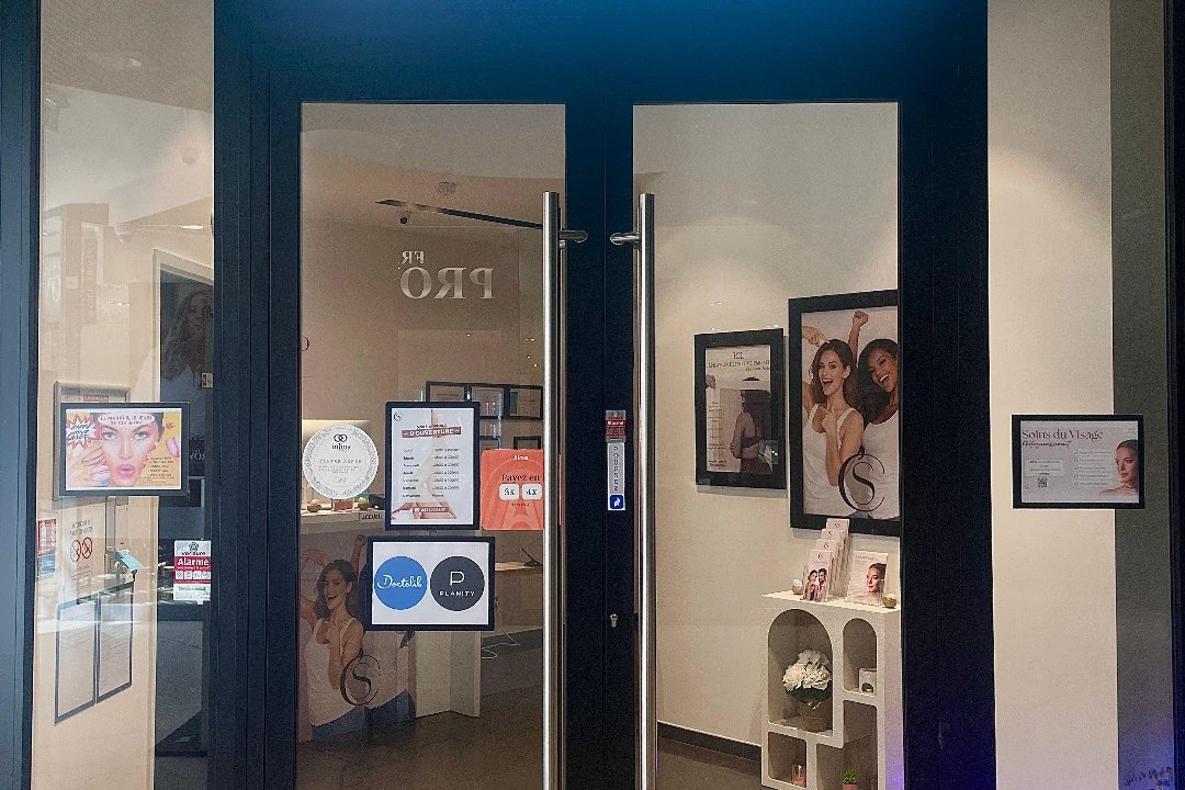 Caring studio, Montigny-le-Bretonneux, Montigny-le-Bretonneux, Yvelines