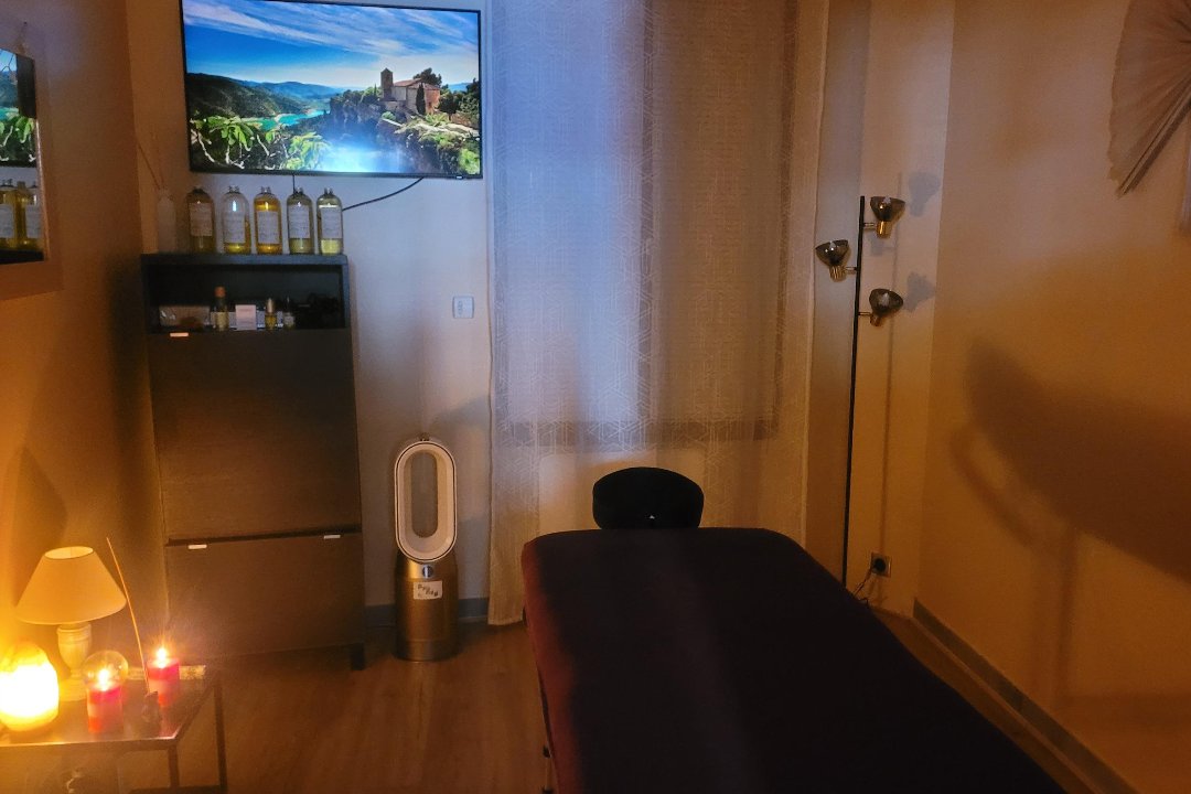 Massage Jose Joaquin Reyes, Montreuil, Seine-Saint-Denis