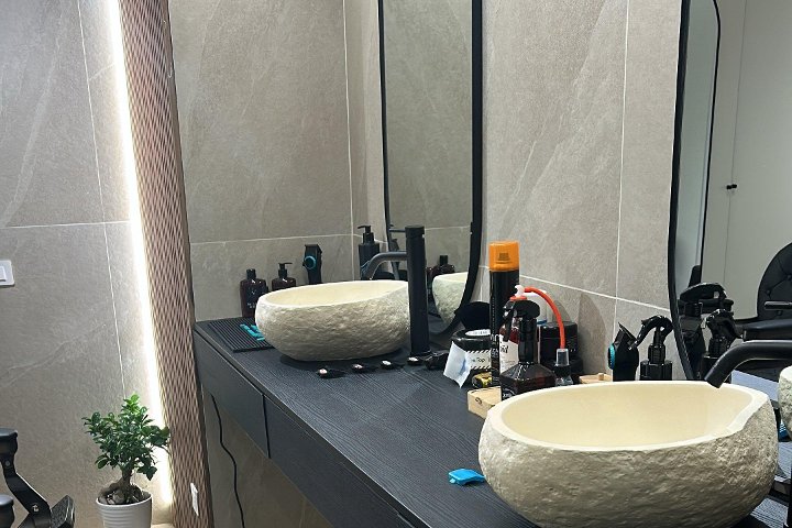 Dv  Barberia - Barbier Napoli NA - Photo de galerie - OneBooking