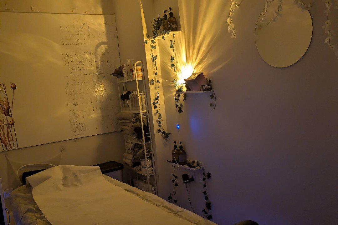 Charisma Full Circle Massage, Purley Oaks, London