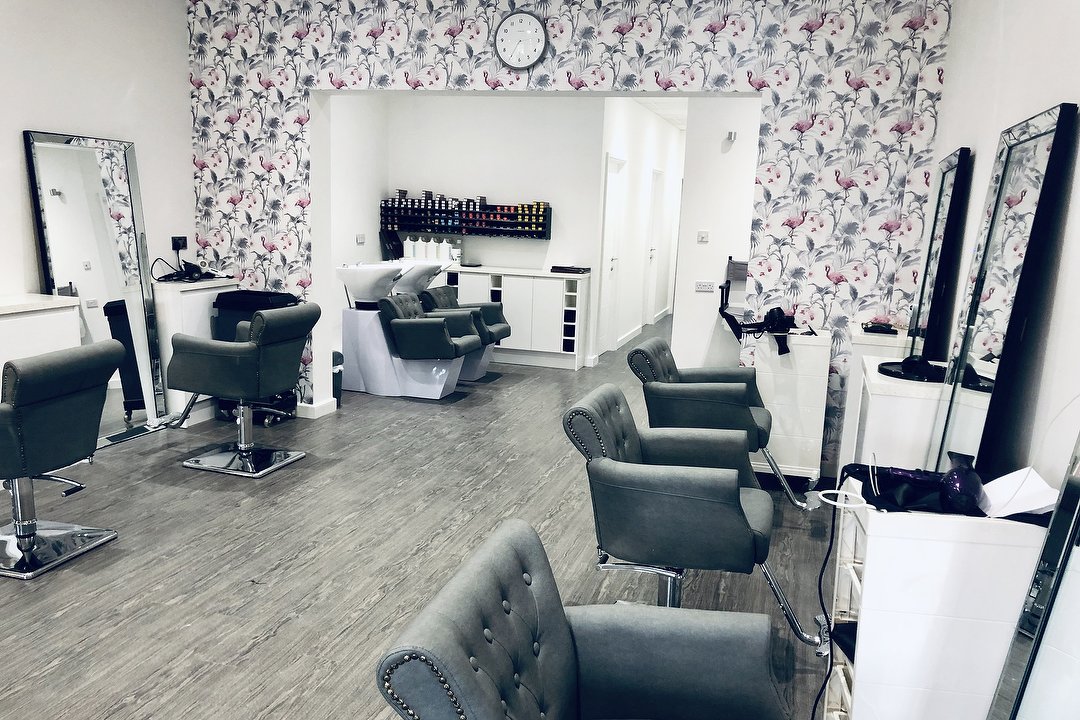 MACIZ Lounge  Hair Salon in West Lothian - Treatwell