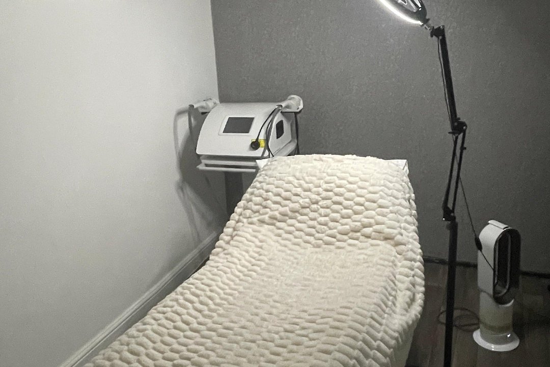 The Skin Whisperer, Grays Station, Essex