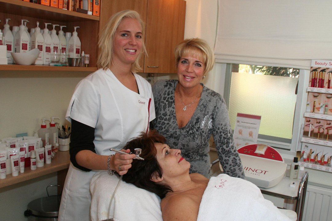 Selma Luza Schoonheidssalon, Wijdemeren, Noord-Holland