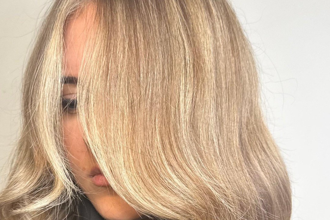 Rose & Wild Hair, Fulham, London