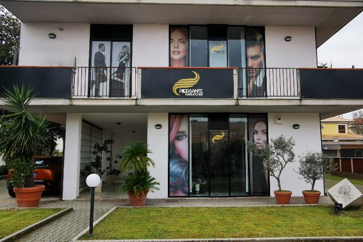 Piersante Parrucchieri - Coiffure Sambuceto CH - Photo de galerie - OneBooking