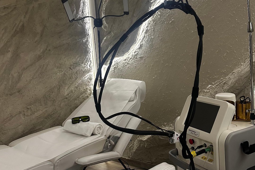 SECRET DOLLS BY AYLIN AESTHETICS AND BEAUTYLOUNGE, Mariendorf, Berlin