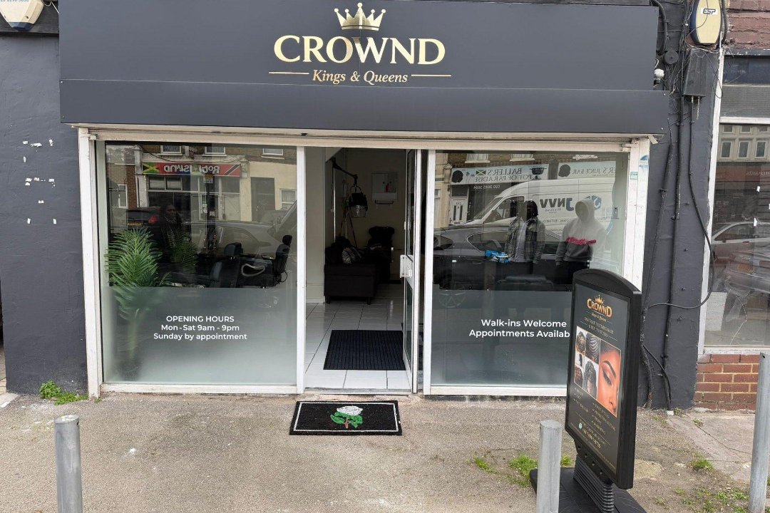 CROWND, Woodside, London