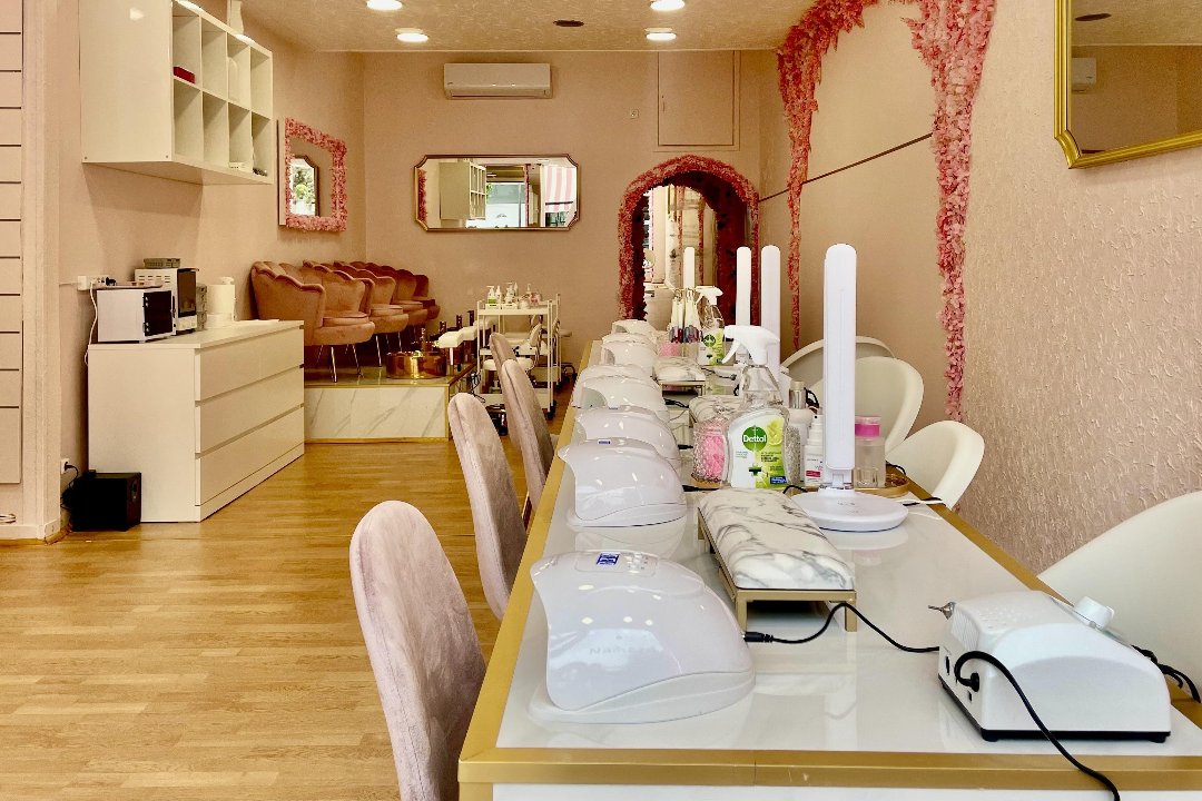 Love Nails & More Αιγάλεω, Αιγάλεω, Αττική