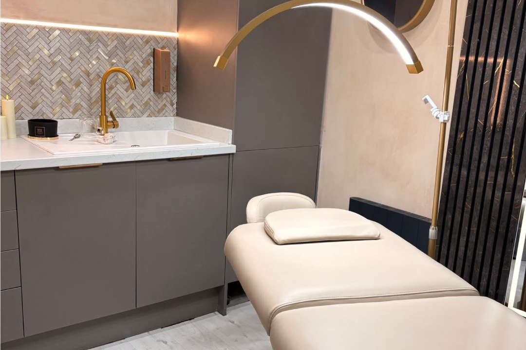 Dr Cotiga, Golden Square Shopping Centre, Cheshire