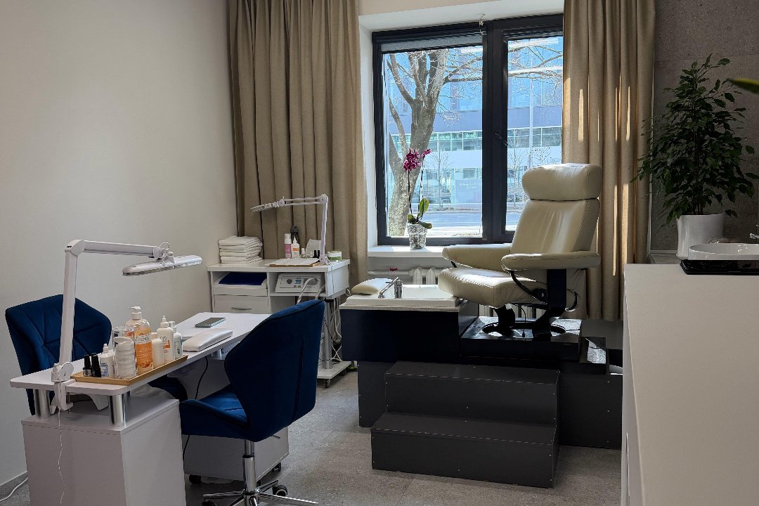 Pedikiūro/manikiūro meistrė Ramutė, Šnipiškes, Vilnius