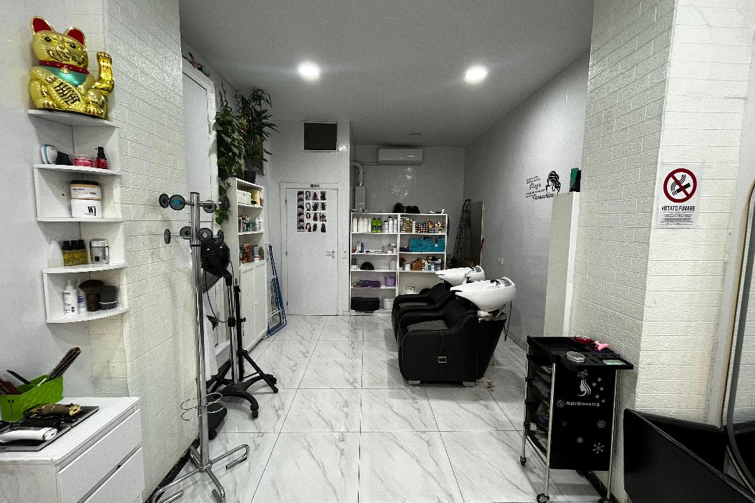 Parrucchieri Aishang, Zona Farini, Milano