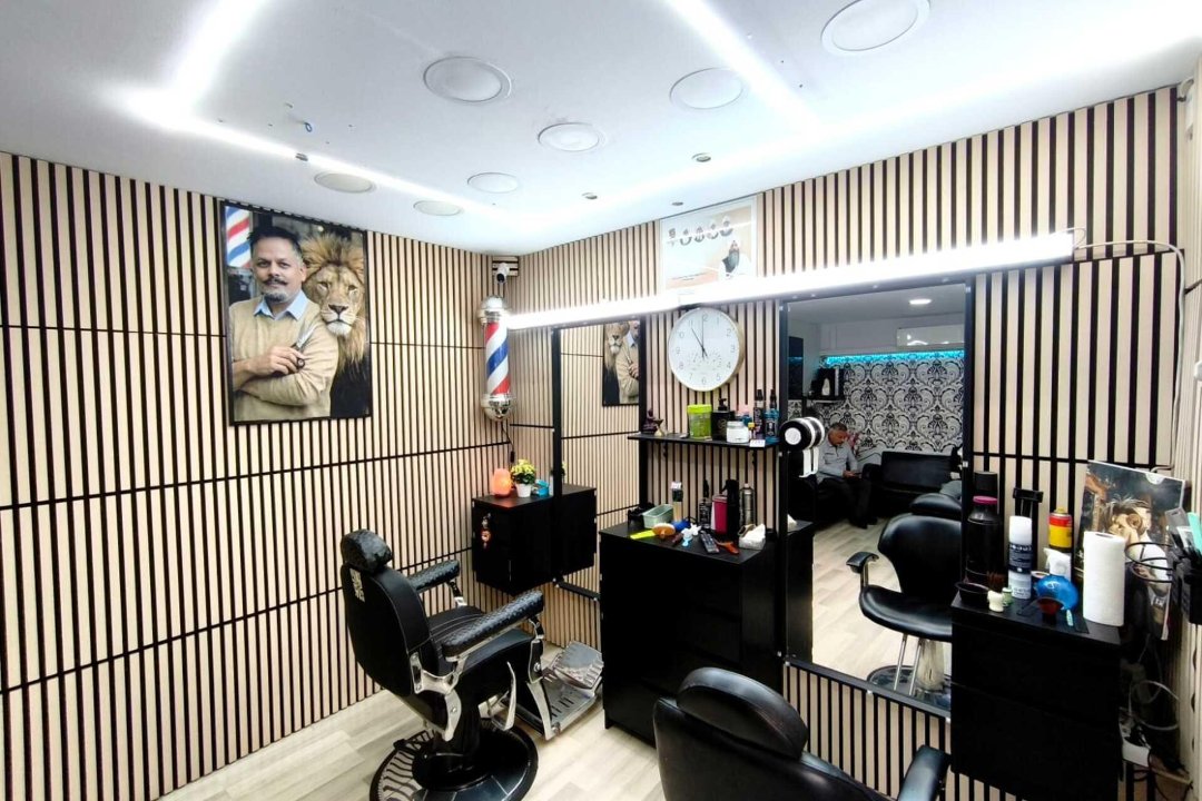 Elegant Peluquería Unisex, La Florida, Provincia de Barcelona