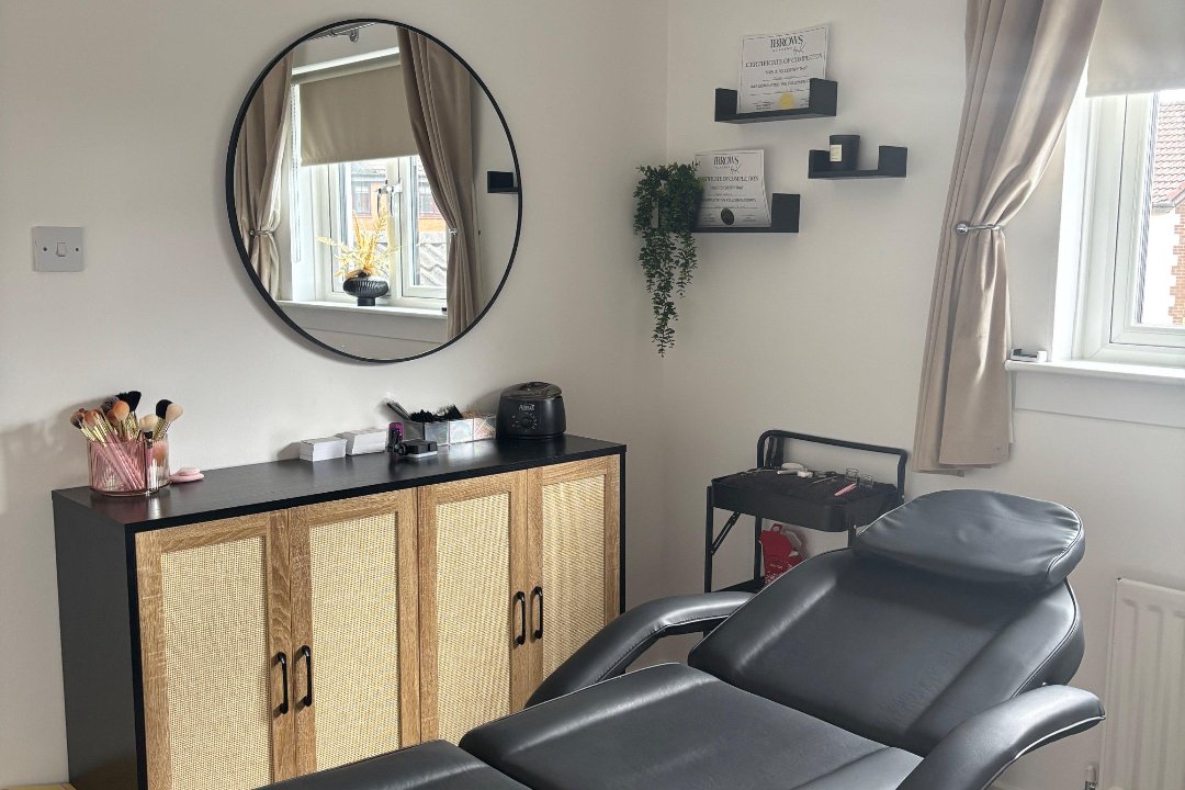 Nude Beauty, Airdie, Lanarkshire