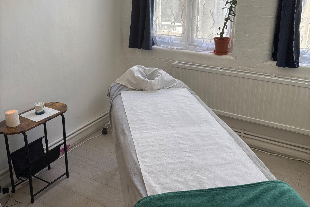 Joanna Rzepczyńska at Joyful Ripples, Kingsland Shopping Centre, London