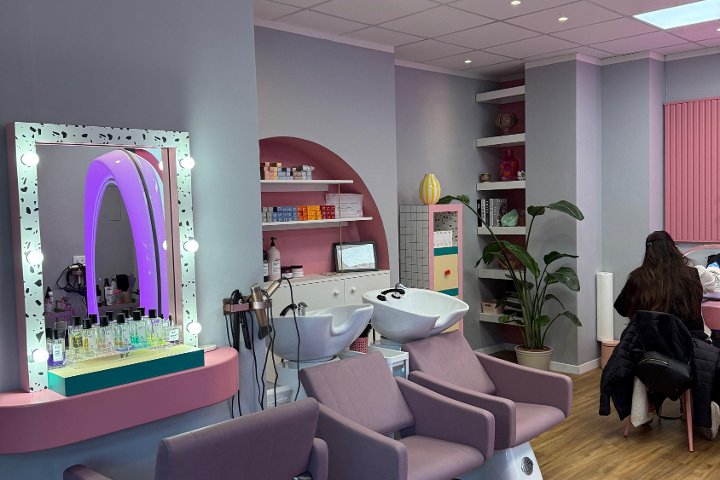 Unibeauty Via della Zecca - Onglerie Bologna - Photo de galerie - OneBooking