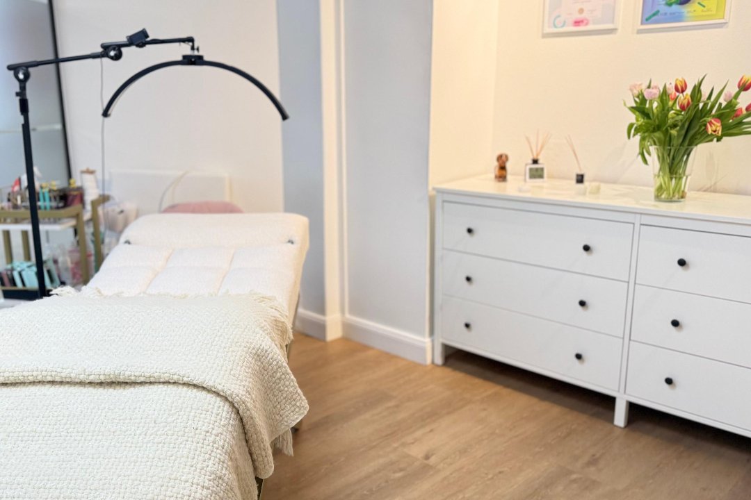 MK lash beauty salon, Bilderdijkstraat, Amsterdam