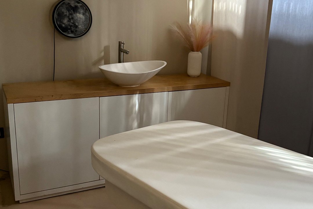 Infinity Beauty 22, Bande Nere, Milano