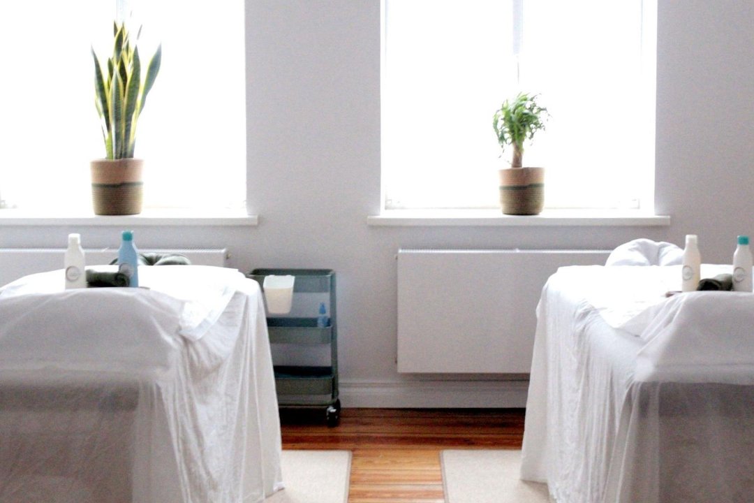 Equilibrium - Massage, Akazienkiez, Berlin