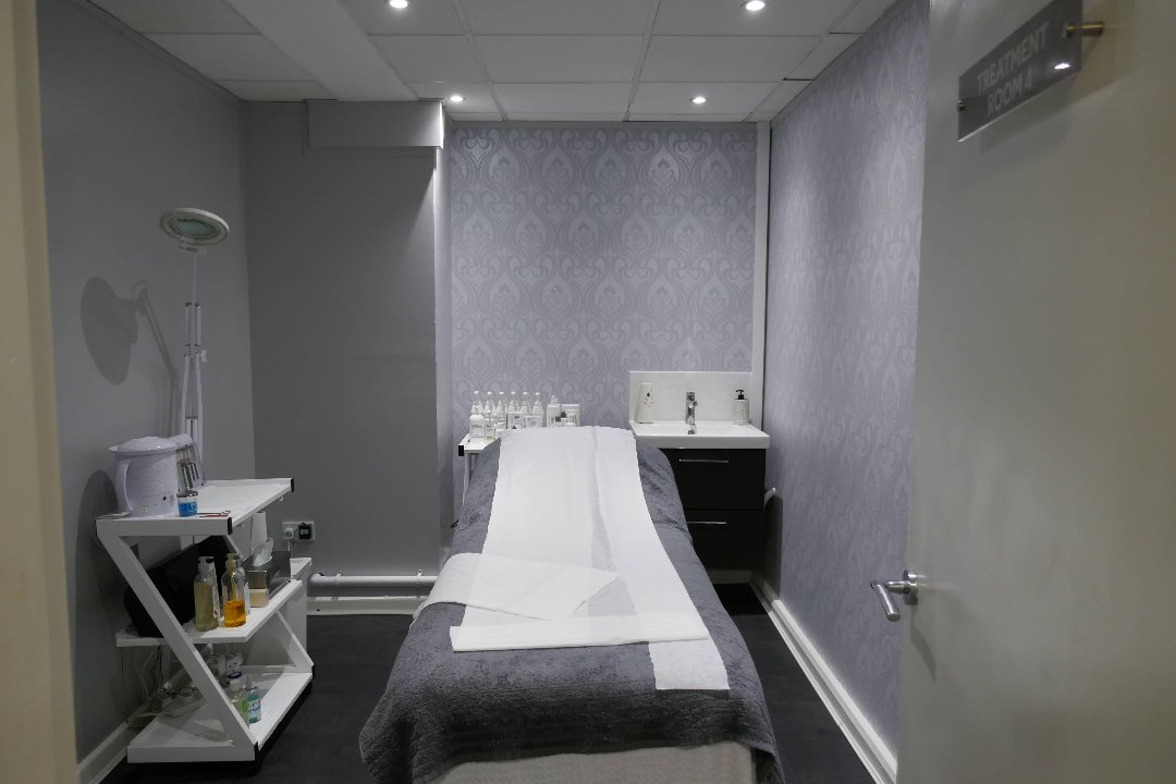 Urban Chic Beauty - Experts in waxing, Briggate, Leeds