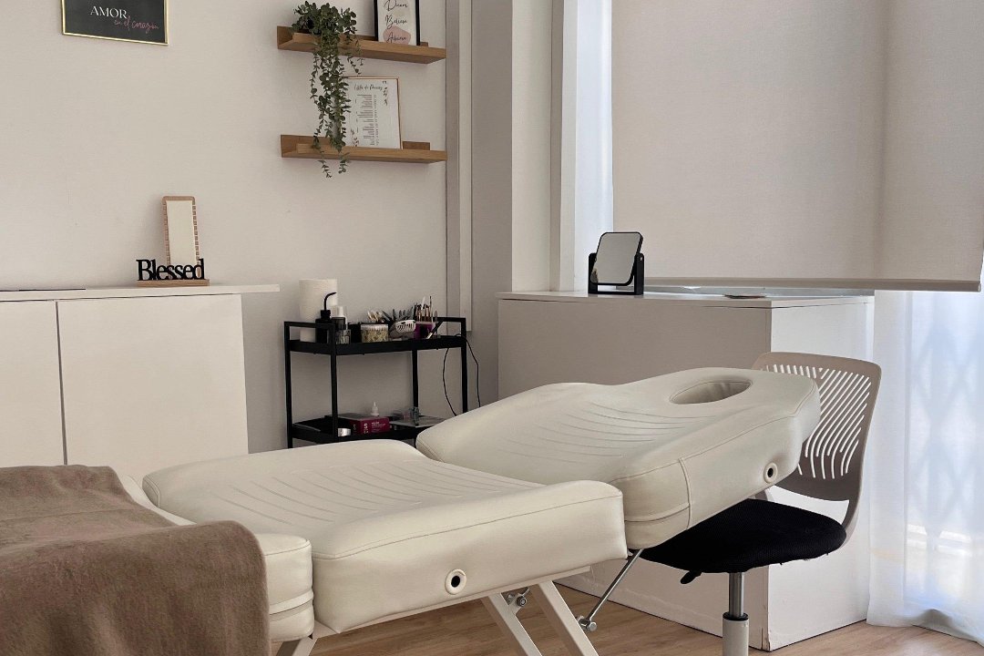 YM Nail Studio, Sector Sant Julià, Provincia de Barcelona